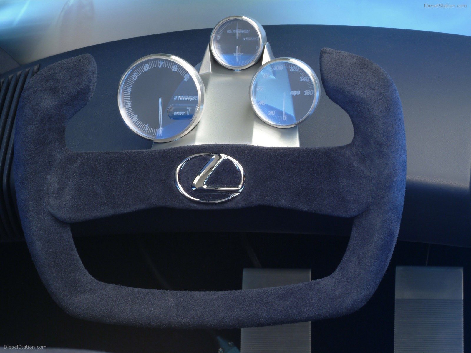 Lexus LF-C Concept